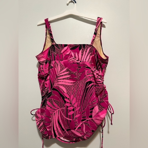 TROPICAL ESCAPE cocao wave Pink Swim Tankini - Picture 12 of 13
